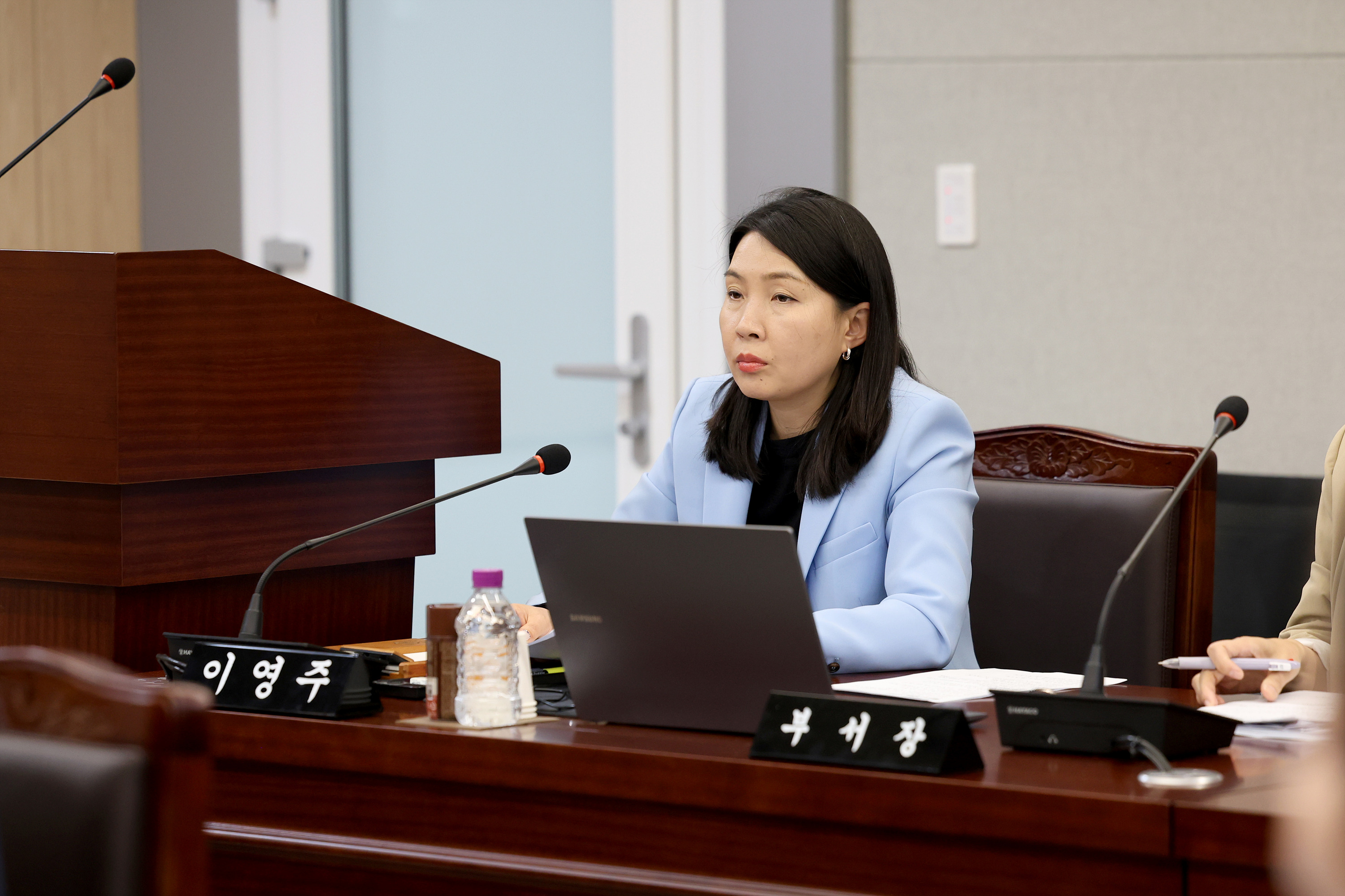 '제346회 동작구의회 임시회 복지건설위원회' 게시글의 사진(19) '260420 제346회 동작구의회 임시회 복지건설위원회 019.jpg'