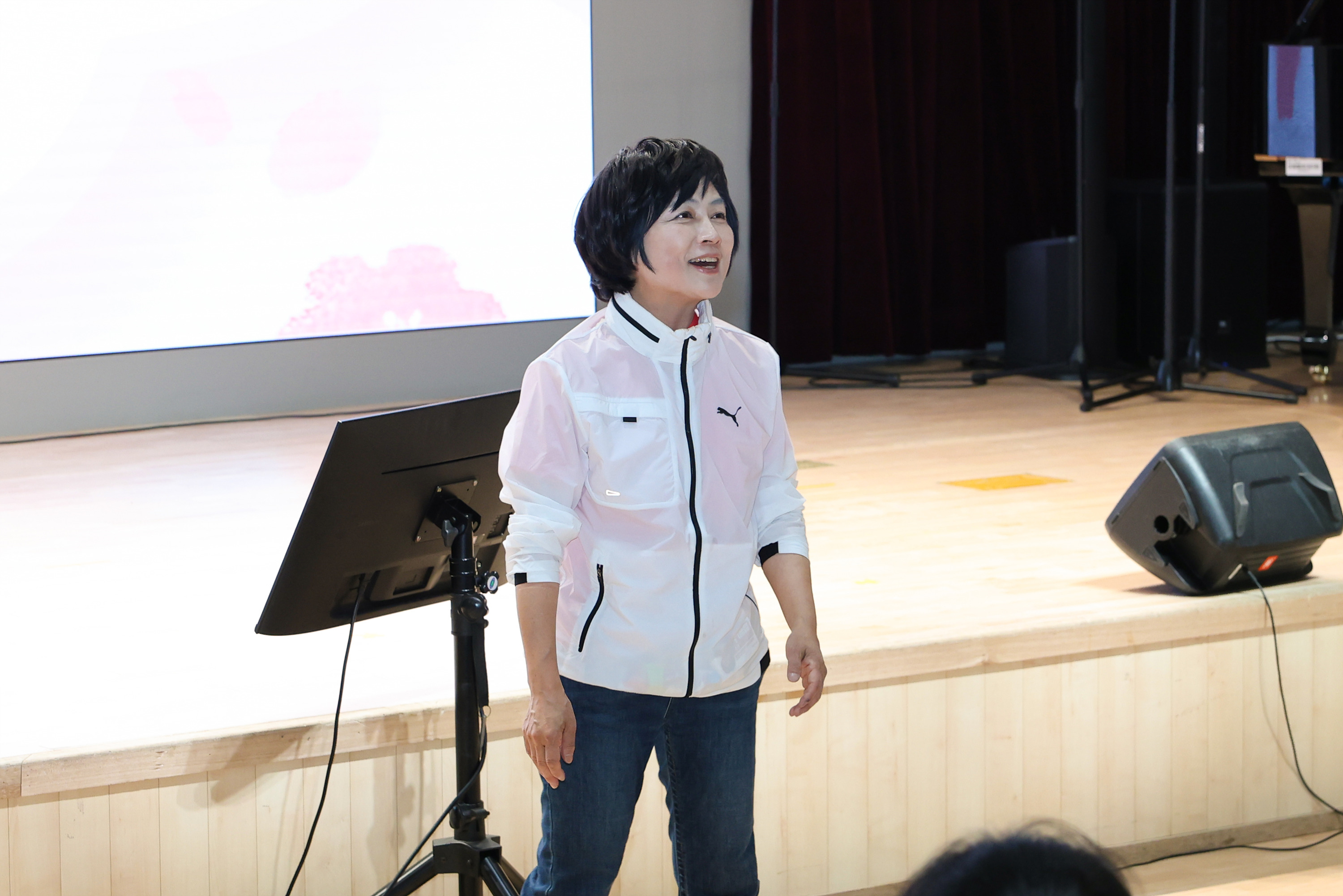 '상도은빛복지관 어버이날행사' 게시글의 사진(4) '260507 상도은빛복지관 어버이날행사 004.jpg'