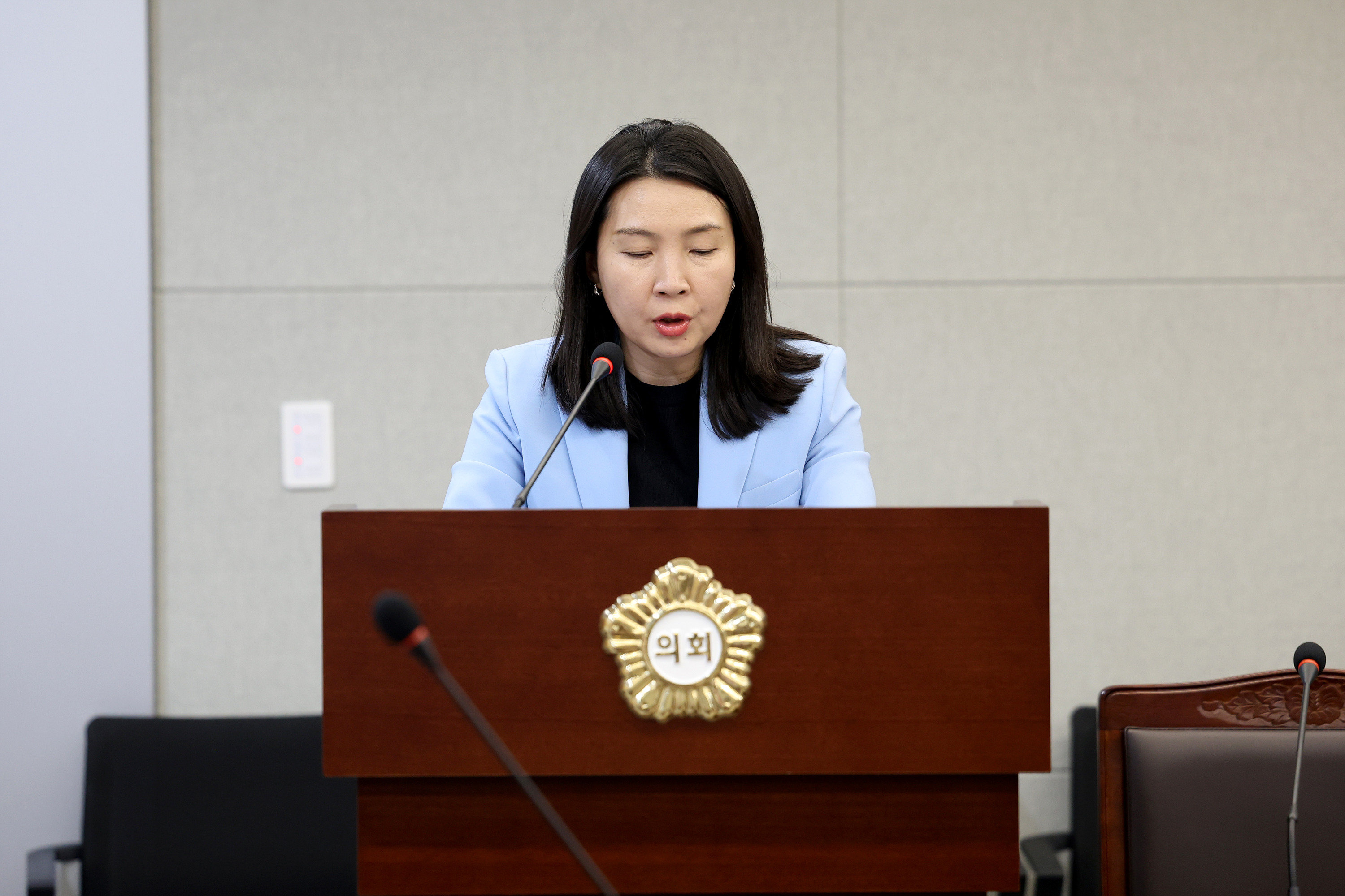 '제346회 동작구의회 임시회 복지건설위원회' 게시글의 사진(17) '260420 제346회 동작구의회 임시회 복지건설위원회 017.jpg'