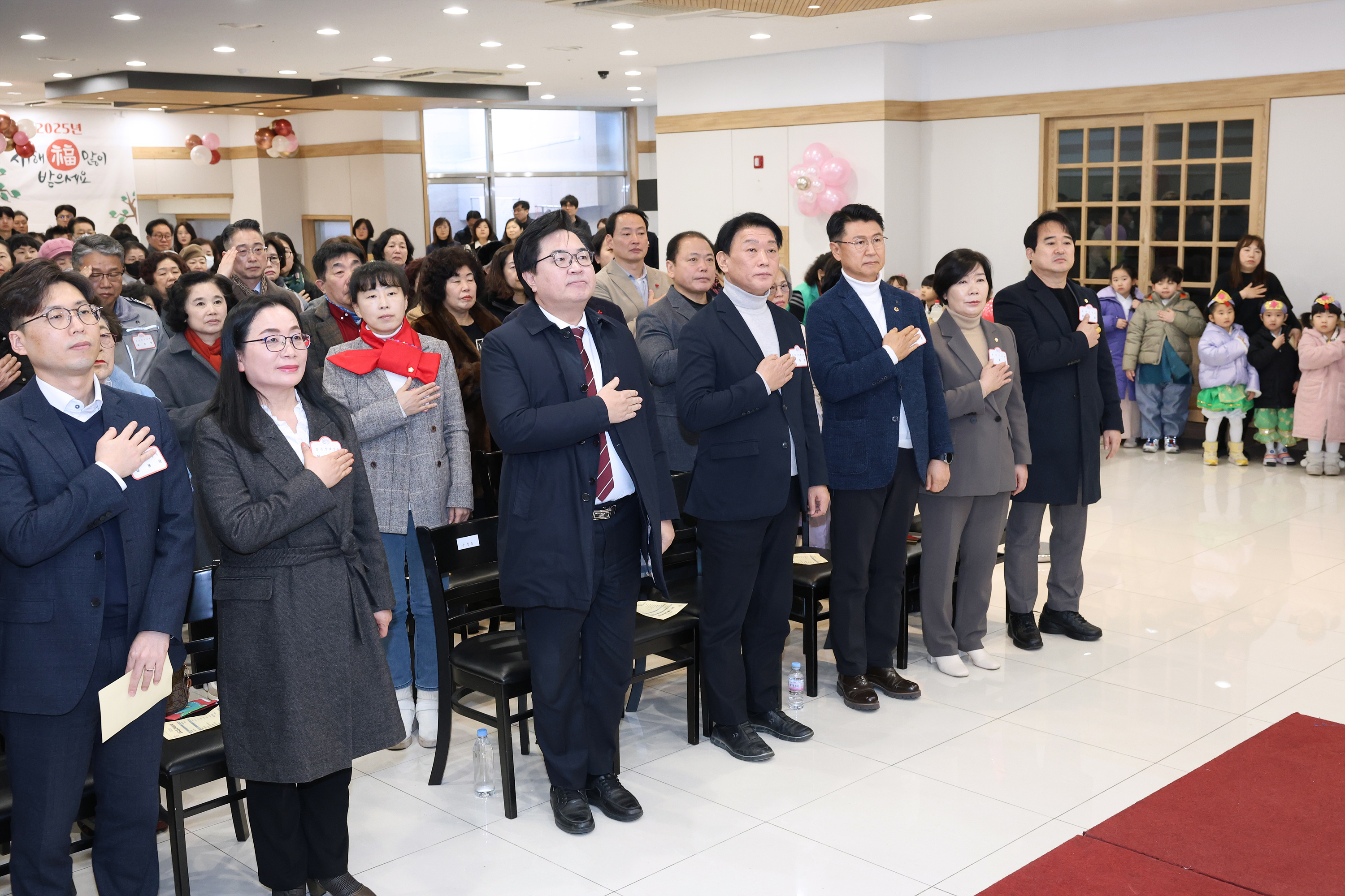 '2025 동업무보고회 (상도2동)' 게시글의 사진(3) '250117 동업무보고회 상도2동 003.jpg' '2025 동업무보고회 (상도2동)' 게시글의 사진(3) '250117 동업무보고회 상도2동 003.jpg'