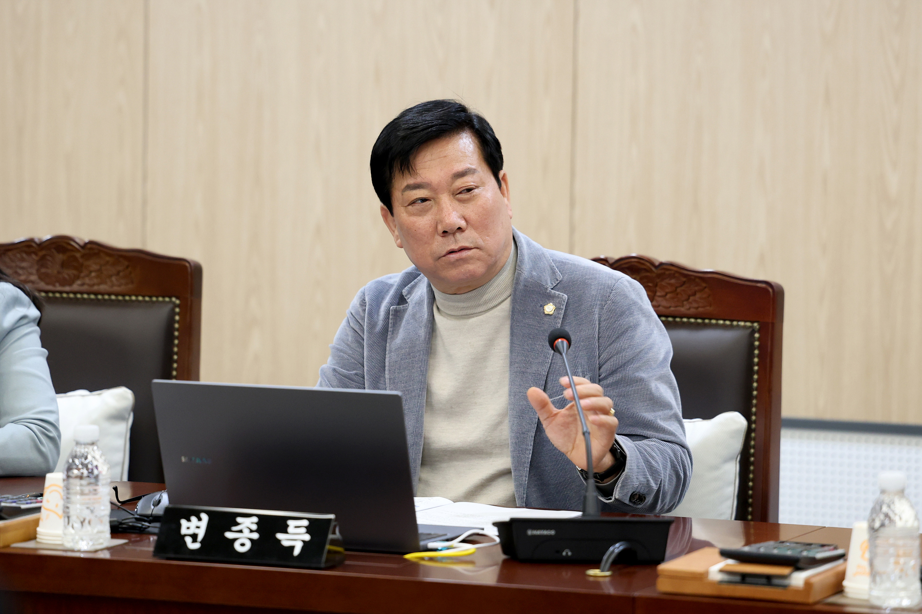 '제345회 임시회 폐회중 의회운영위원회' 게시글의 사진(9) '260408 제345회 임시회 폐회중 의회운영위원회 009.jpg'