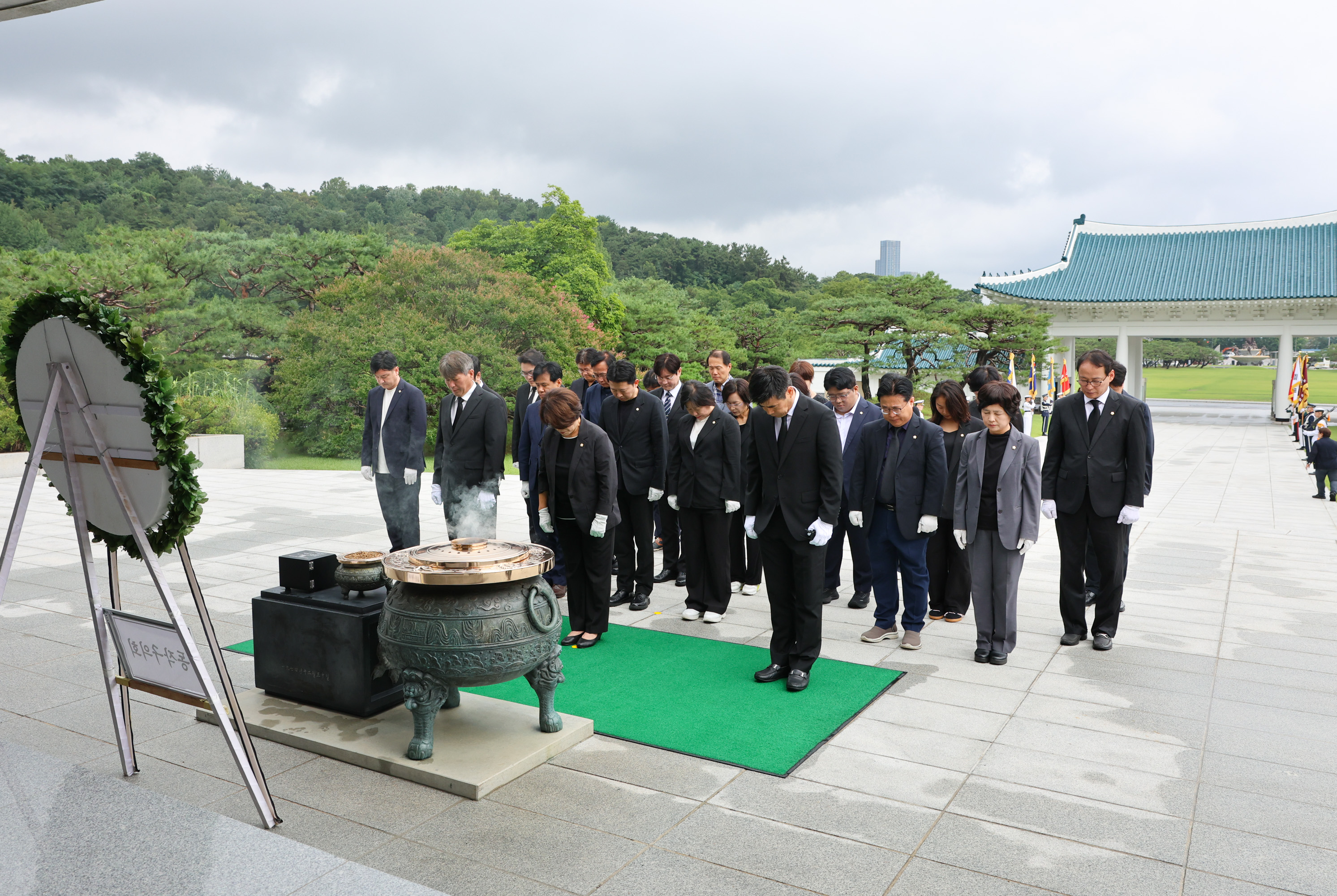 '국립서울현충원 헌화 및 참배' 게시글의 사진(11) '260708 국립서울현충원 헌화 및 참배 011.jpg'