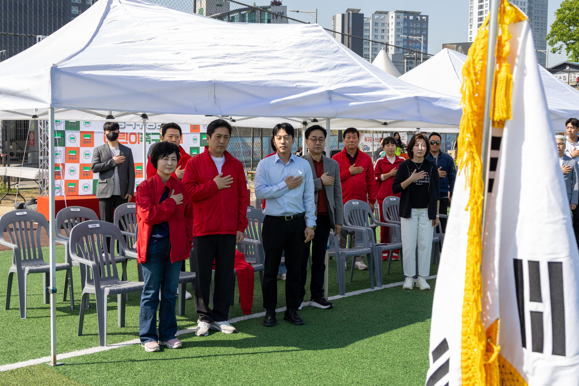 '2026 동작구청장배 어린이 축구 대회' 게시글의 사진(4) '260425 2026 동작구청장배 어린이 축구 대회 (4).jpg'