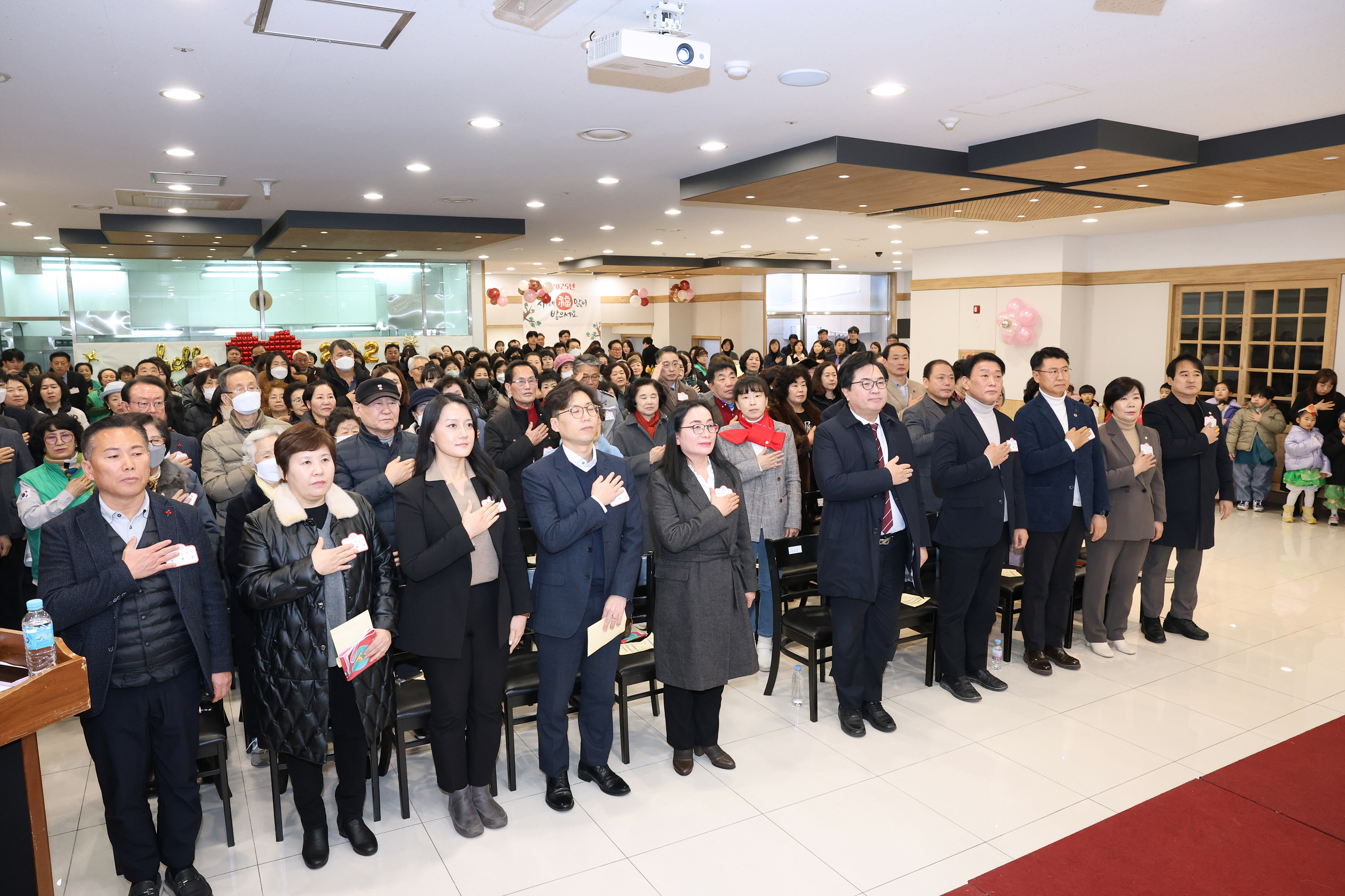 '2025 동업무보고회 (상도2동)' 게시글의 사진(2) '250117 동업무보고회 상도2동 002.jpg' '2025 동업무보고회 (상도2동)' 게시글의 사진(2) '250117 동업무보고회 상도2동 002.jpg'