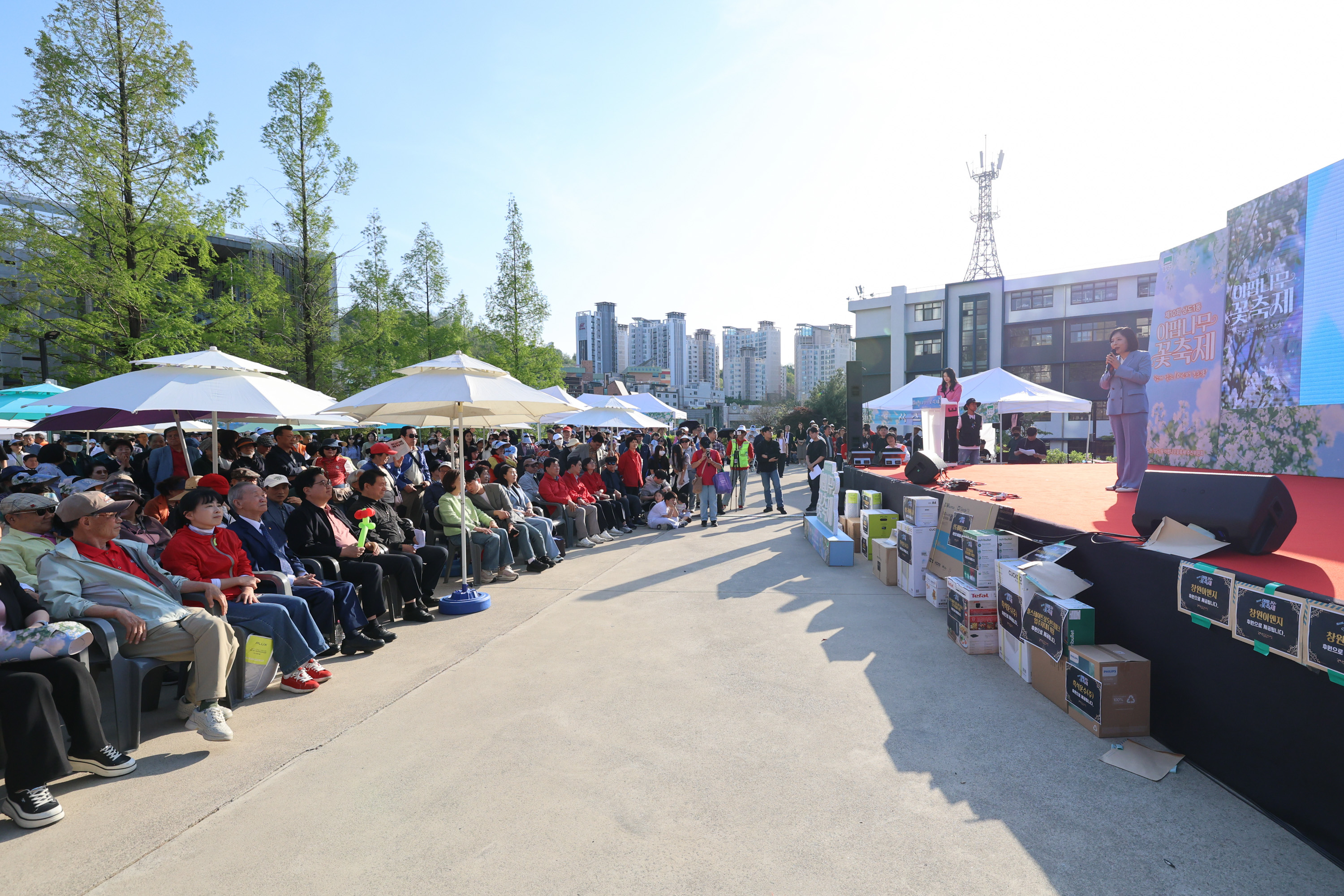 '제10회 이팝나무 꽃 축제' 게시글의 사진(18) '260426 제10회 이팝나무 꽃 축제 018.jpg'