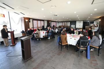 지역 및 일간 언론인 간담회 행정재무위원회