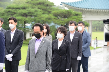국립 서울 현충원 참배