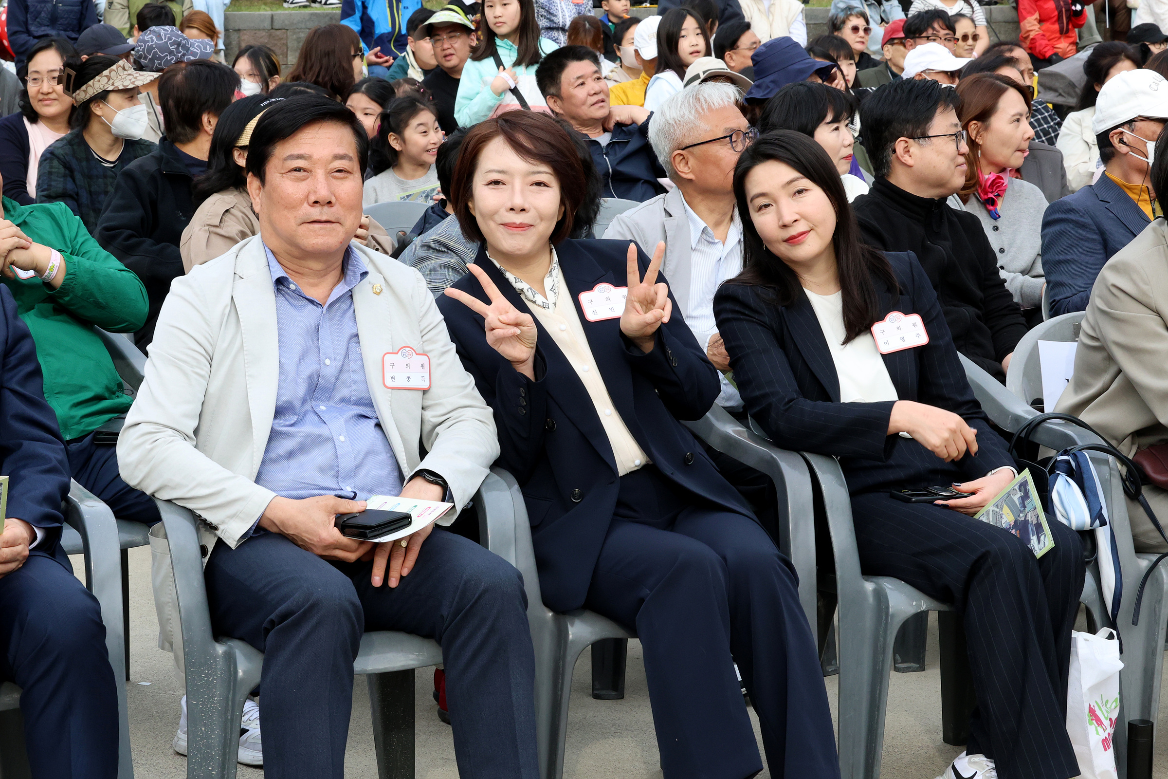 '제9회 이팝나무 꽃 축제' 게시글의 사진(19) '250427 이팝나무 꽃축제 019.jpg' '제9회 이팝나무 꽃 축제' 게시글의 사진(19) '250427 이팝나무 꽃축제 019.jpg'