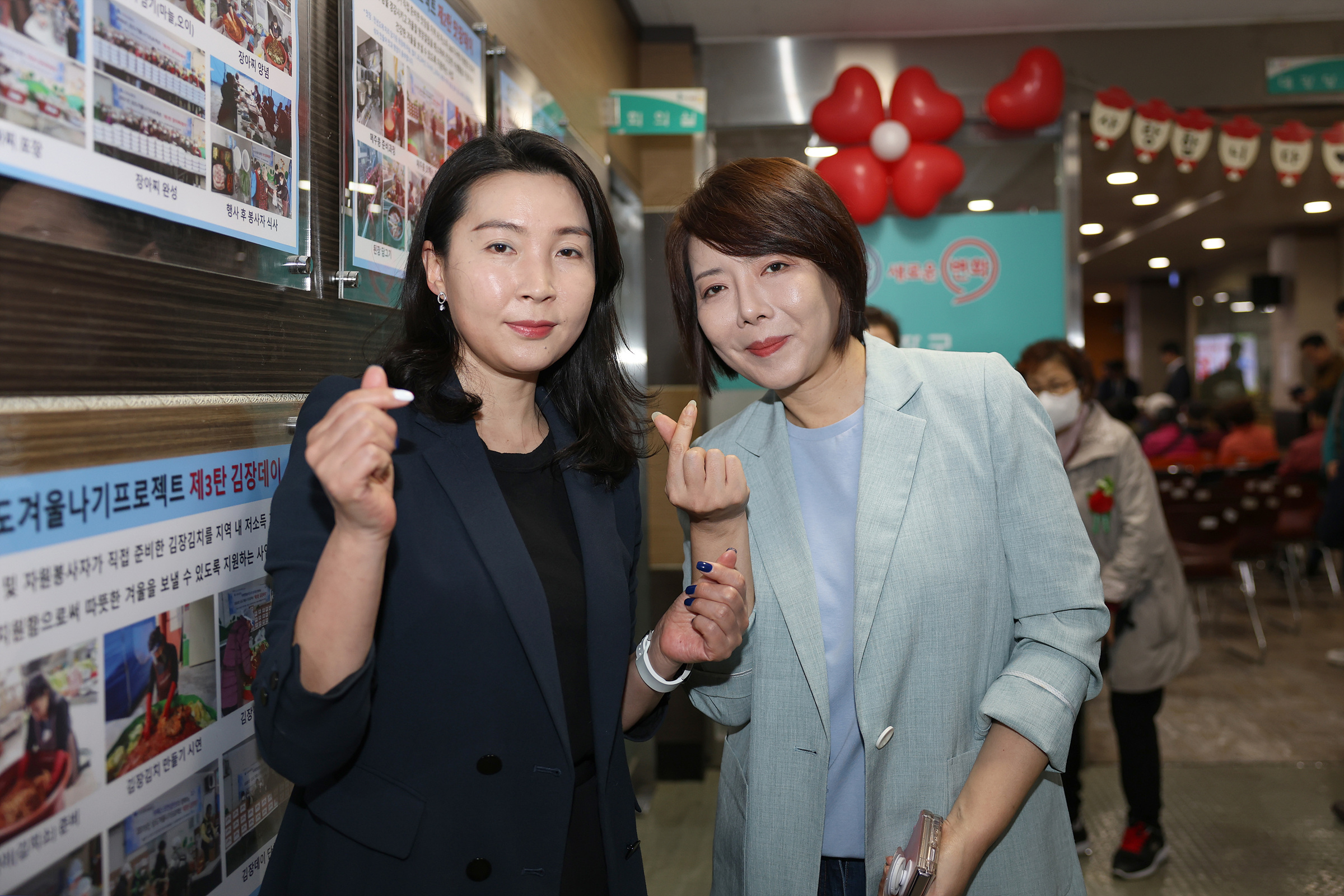 '상도종합사회복지관 가정의 달 행사' 게시글의 사진(12) '240509 상도종합사회복지관 가정의 달 행사 013.jpg' '상도종합사회복지관 가정의 달 행사' 게시글의 사진(12) '240509 상도종합사회복지관 가정의 달 행사 013.jpg'
