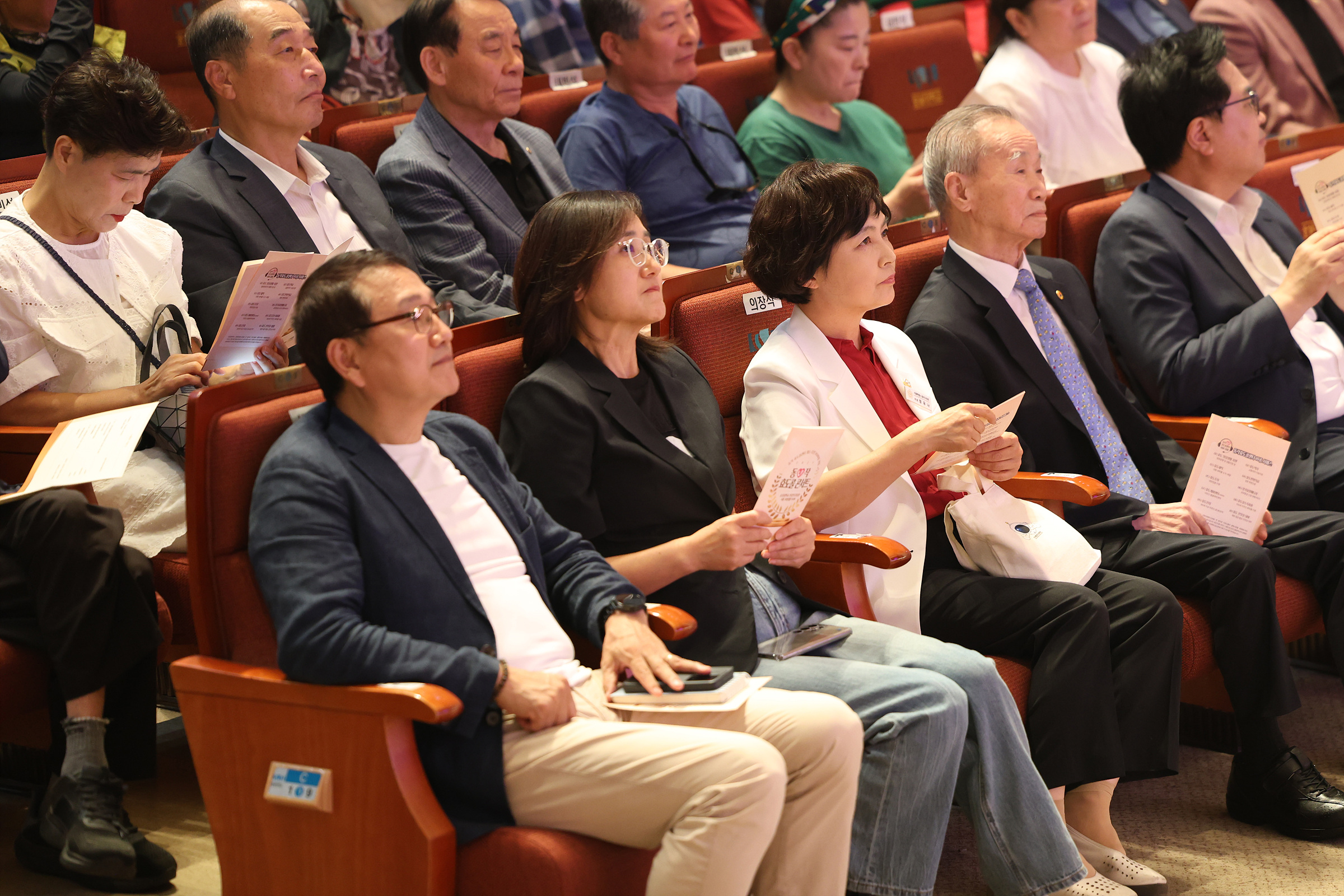 '동작어르신 효도콜 콘서트' 게시글의 사진(6) '250630 효도콜 콘서트 006.jpg' '동작어르신 효도콜 콘서트' 게시글의 사진(6) '250630 효도콜 콘서트 006.jpg'