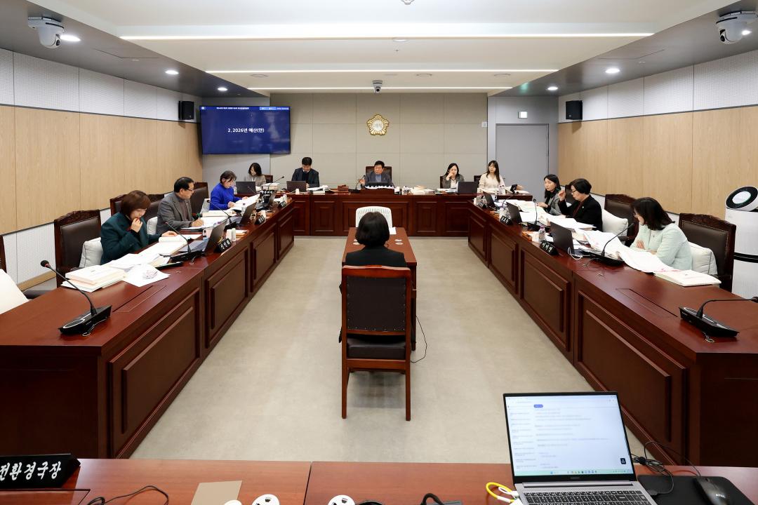 제344회 동작구의회 제2차 정례회 복지건설위원회 예산안 심사