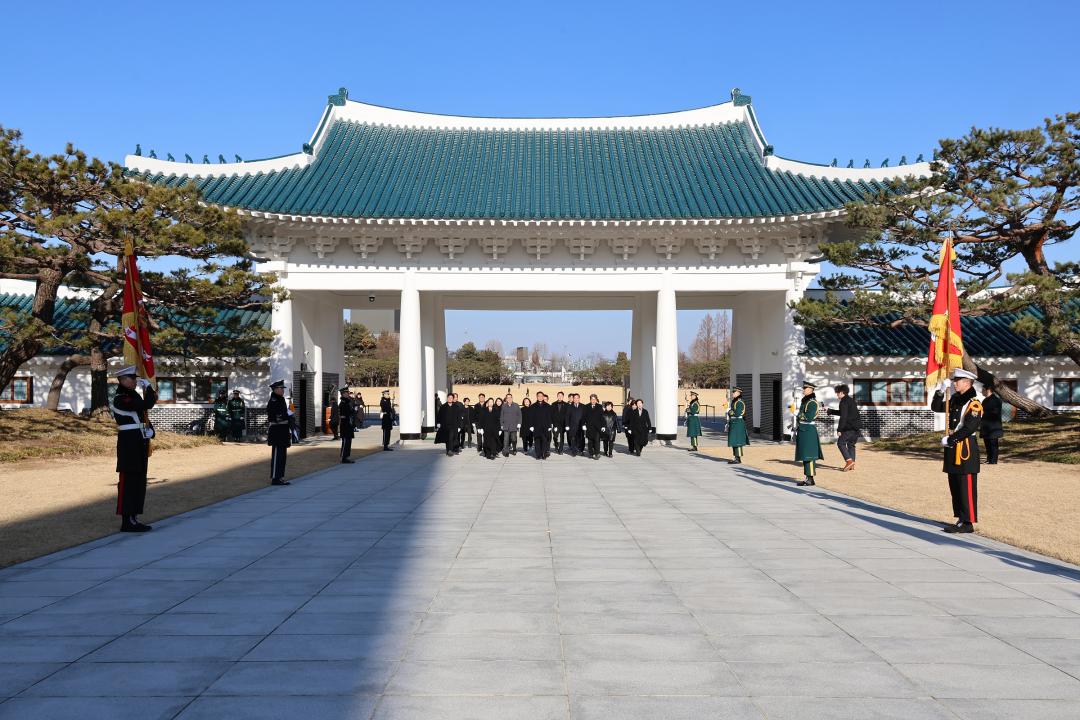 2026 새해맞이 국립서울현충원 헌화 및 참배