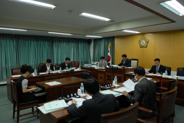 예산결산특별위원회 참석